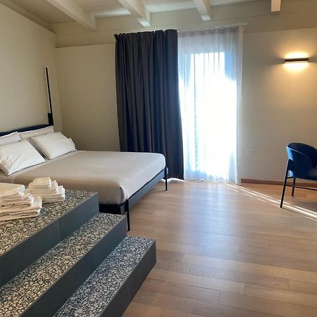 Terra Di Vento Bed and Breakfast Montecorvino Pugliano Buitenkant foto